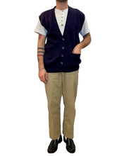 Carica l'immagine nel visualizzatore di Gallery, Gilet in lana smanicato con bottoni vintage taglia M