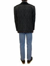 Carica l'immagine nel visualizzatore di Gallery, Blazer in lana e cashmere vintage con dettagli in pelle scamosciata taglia 50