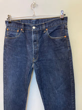 Carica l'immagine nel visualizzatore di Gallery, Jeans Levi's 501 Vintage W34 L36 - Denim Autentico Originale