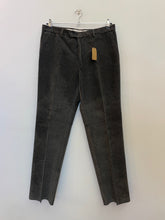 Carica l'immagine nel visualizzatore di Gallery, Completo in velluto a coste vintage Renato Balestra taglia 52