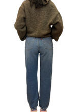 Carica l'immagine nel visualizzatore di Gallery, Jeans Levi’s ribcage straight taglia W 25