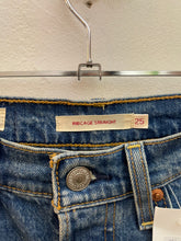 Carica l'immagine nel visualizzatore di Gallery, Jeans Levi’s ribcage straight taglia W 25