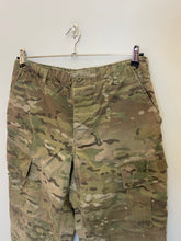 Carica l'immagine nel visualizzatore di Gallery, Pantalone cargo us army multicam vintage taglia M