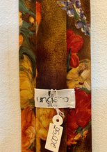 Carica l'immagine nel visualizzatore di Gallery, Cravatta E M A N U E L U N G A R O in seta vintage