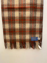 Carica l'immagine nel visualizzatore di Gallery, Sciarpa Pendleton in lana vergine vintage