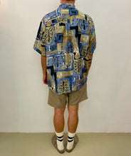 Carica l&#39;immagine nel visualizzatore di Gallery, Camicia fantasia in seta pura vintage taglia XL
