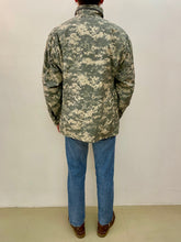 Carica l&#39;immagine nel visualizzatore di Gallery, Giacca field jacket M65 us army UCP camouflage digital taglia M
