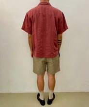 Carica l&#39;immagine nel visualizzatore di Gallery, Camicia Hawaii vintage taglia L
