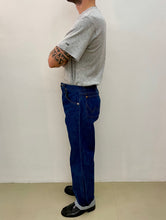 Carica l&#39;immagine nel visualizzatore di Gallery, Jeans denim raw Wrangler vintage taglia W 33

