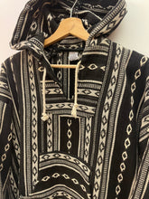 Carica l&#39;immagine nel visualizzatore di Gallery, Felpa baja hoodie Sud America vintage taglia M
