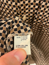 Carica l&#39;immagine nel visualizzatore di Gallery, Camicia geometrica viscosa vintage taglia XXL
