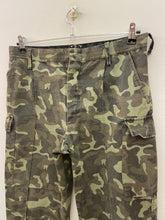 Carica l&#39;immagine nel visualizzatore di Gallery, Pantalone cargo militare vintage taglia 34
