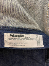 Carica l&#39;immagine nel visualizzatore di Gallery, Jeans denim raw Wrangler vintage taglia W 33
