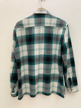 Carica l&#39;immagine nel visualizzatore di Gallery, Camicia in flanella a quadri vintage taglia M
