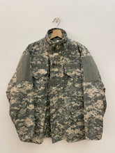 Carica l&#39;immagine nel visualizzatore di Gallery, Giacca field jacket M65 us army UCP camouflage digital taglia M
