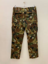 Carica l&#39;immagine nel visualizzatore di Gallery, Pantalone cargo battaglione San Marco italian navy vintage taglia L
