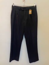 Carica l&#39;immagine nel visualizzatore di Gallery, Pantaloni taglio classico vintage taglia 48
