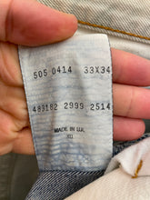 Carica l&#39;immagine nel visualizzatore di Gallery, Jeans Levi’s 505 tie dye vintage taglia 33
