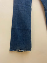 Carica l&#39;immagine nel visualizzatore di Gallery, Jeans Replay flared a zampa vintage taglia W 36 L 34
