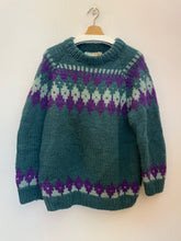 Carica l&#39;immagine nel visualizzatore di Gallery, Maglione lana vergine greco verde e viola vintage taglia M
