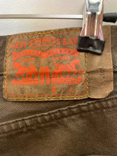 Carica l&#39;immagine nel visualizzatore di Gallery, Levi’s 501 marroni vintage taglia W 32
