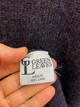 Carica l&#39;immagine nel visualizzatore di Gallery, Gilet in lana smanicato con bottoni vintage taglia M
