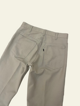 Carica l'immagine nel visualizzatore di Gallery, Levi's Sta-Prest Vintage 1998 - Made in Italy - Beige - W32 L34
