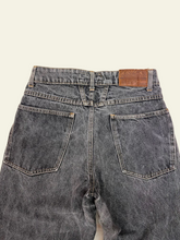 Carica l'immagine nel visualizzatore di Gallery, Jeans Vintage Marithé + François Girbaud Closed | Made in Italy | Taglia 44
