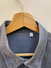 Carica l&#39;immagine nel visualizzatore di Gallery, Camicia Levi’s stampata vintage taglia L
