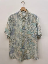 Carica l&#39;immagine nel visualizzatore di Gallery, Camicia fantasia in pura seta vintage taglia L
