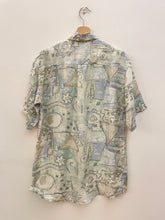 Carica l&#39;immagine nel visualizzatore di Gallery, Camicia fantasia in pura seta vintage taglia L
